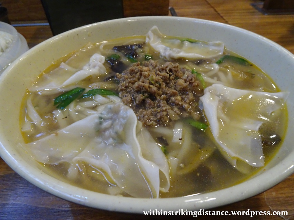 09feb16-002-south-korea-seoul-myeongdong-kyoja-kalguksu-restaurant-noodles