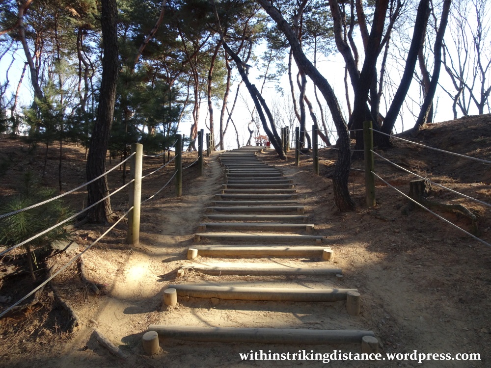 09feb16-012-south-korea-seoul-seonjeongneung-joseon-royal-tombs