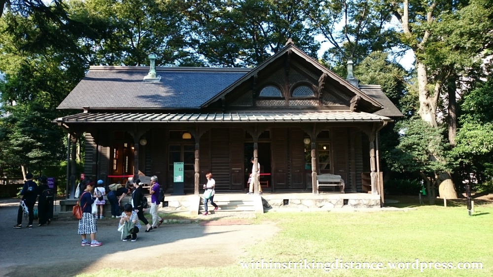 02oct16-007-japan-kanto-tokyo-taito-kyu-iwasaki-tei-teien