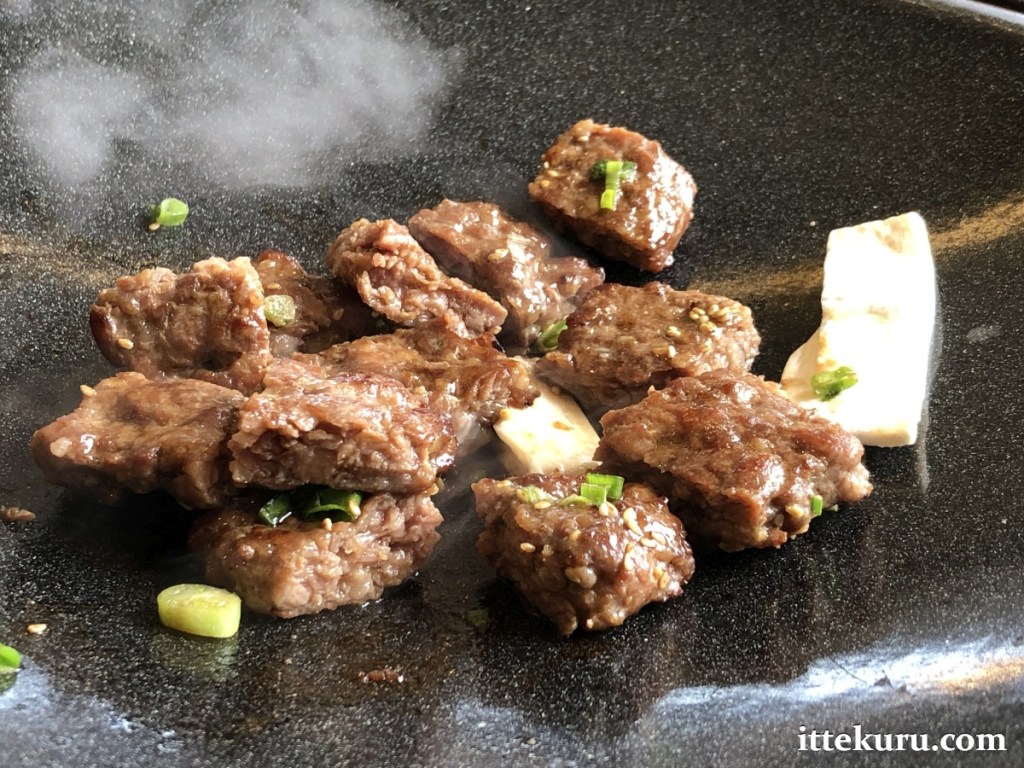 Food Report:  Short-rib Patties and Bibimbap at Gyodong TteokGalbi (Jeonju, South&nbsp;Korea)