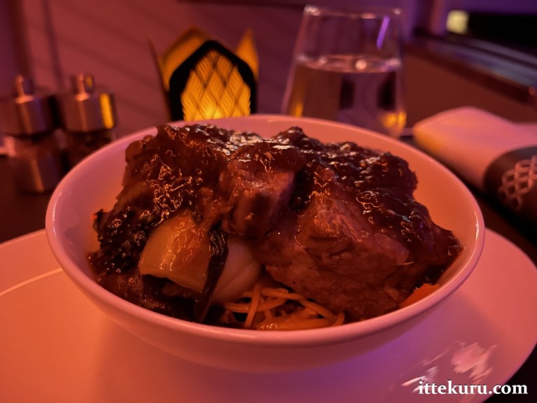 Flight Report MNLDOH on Qatar Airways Flight QR 929 (04 June 2022